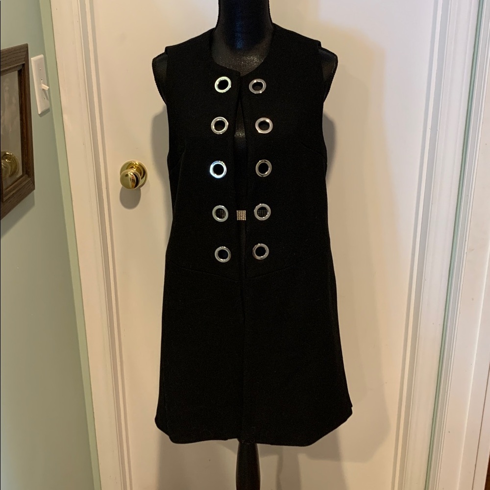 Paraphrase Lagenlook Black Vest with Metallic Gromet Accents. Size M. NWOT.